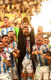Lionel Messi faz da ilusão realidade e Argentina vence França nos pênaltis (REUTERS/Kai Pfaffenbach - 18/12/2022)